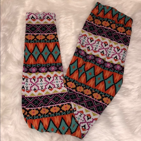 E & K Pants - E & K Tribal Leggings!!